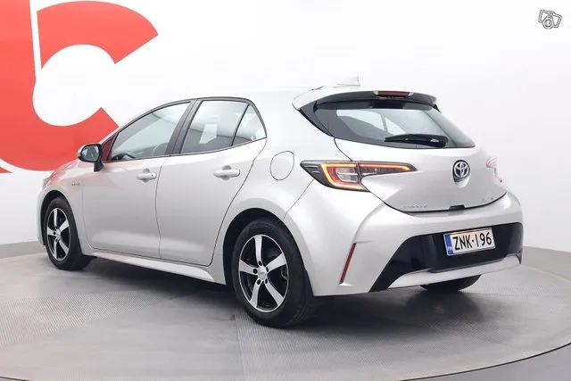 Toyota Corolla Hatchback 1,8 Hybrid Life - / 1.Omistaja / Tä Image 3