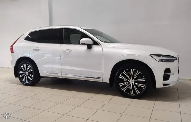 Volvo XC60 T8 AWD Inscription Edition Image 8