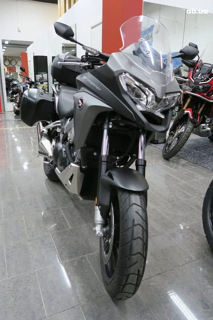 Honda VFR Image 7